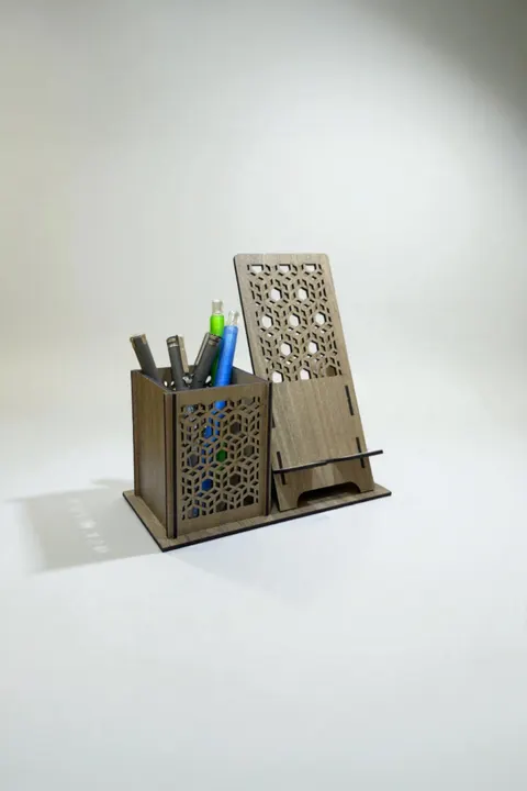 Kalemlik ve Telefon Standı – Geometrik  Koyu Ceviz Kahve