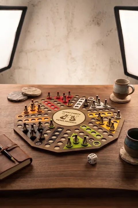 Ahşap Ludo Oyunu (Kızma Birader) - 6 Kişilik Premium Masa Oyunu